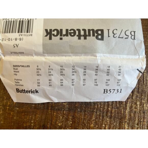 Butterick Sewing Pattern 5731 Wedding Gown Princess Kate Royal 6-14 UNCUT - Picture 3 of 3